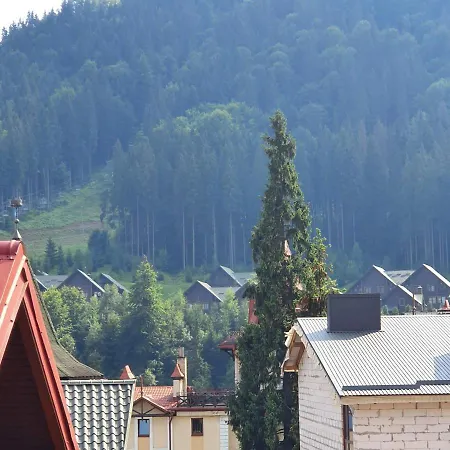 Перлина Карпатських Гір Lägenhetshotell *